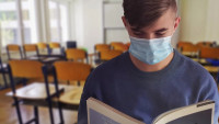 covid student-5520411 1280